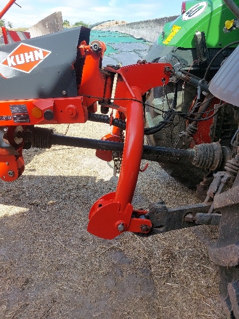 Faneuse KUHN Gf 10802t - photo slide 6