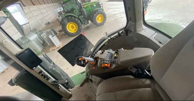 Tracteur JOHN DEERE 8R 370 - photo slide 20