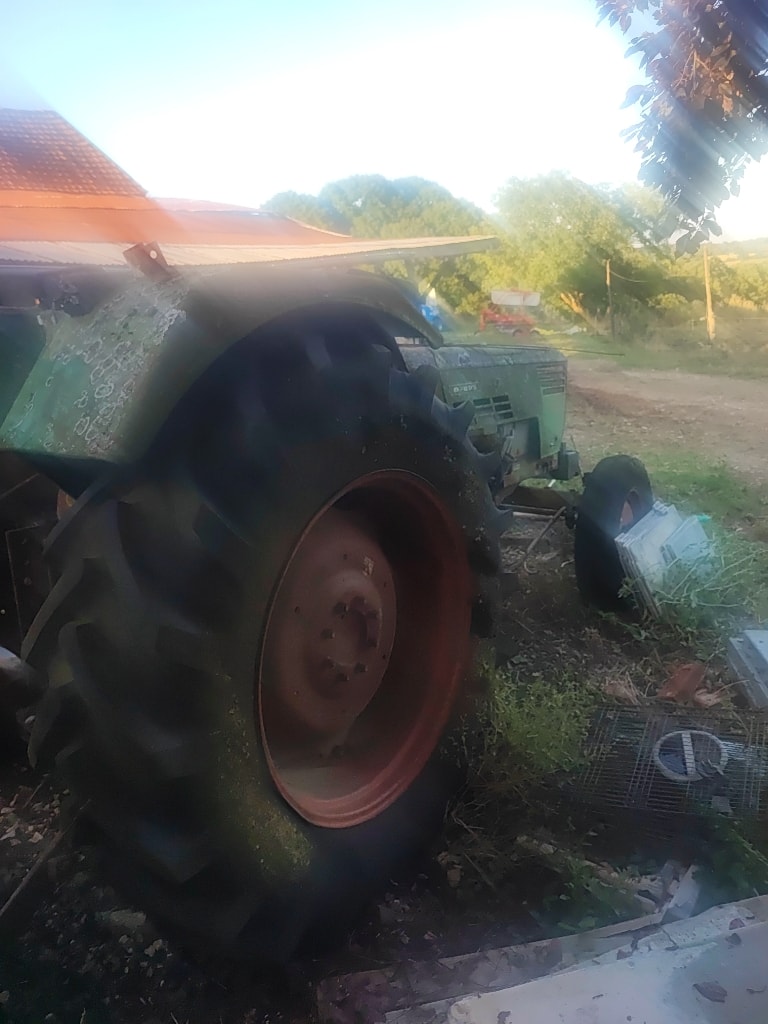 Tracteur DEUTZ FAHR 7006 - photo slide 6
