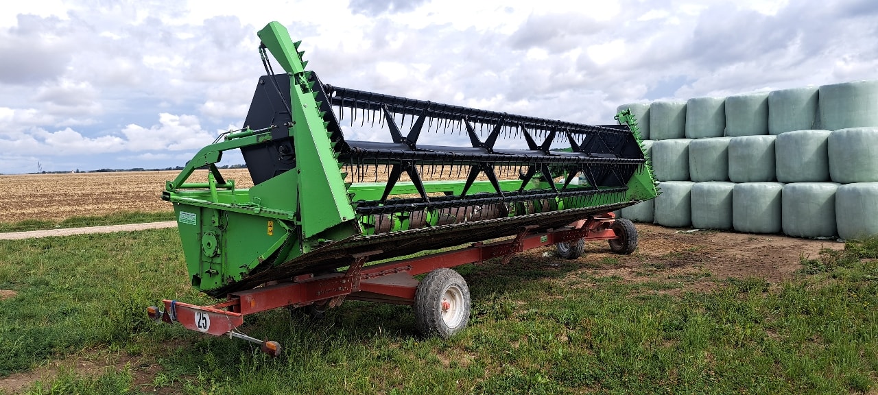 Moissonneuse DEUTZ FAHR C9206 TS - photo slide 24
