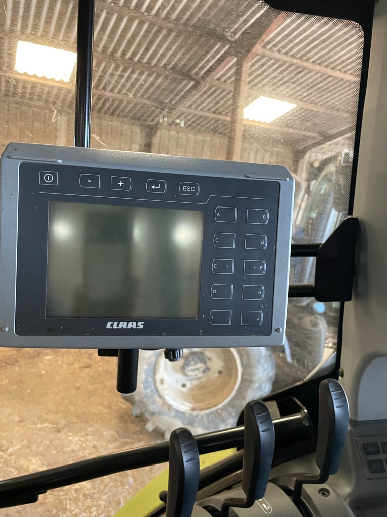 Presse balles rondes CLAAS Variant 460 RF - photo slide 12