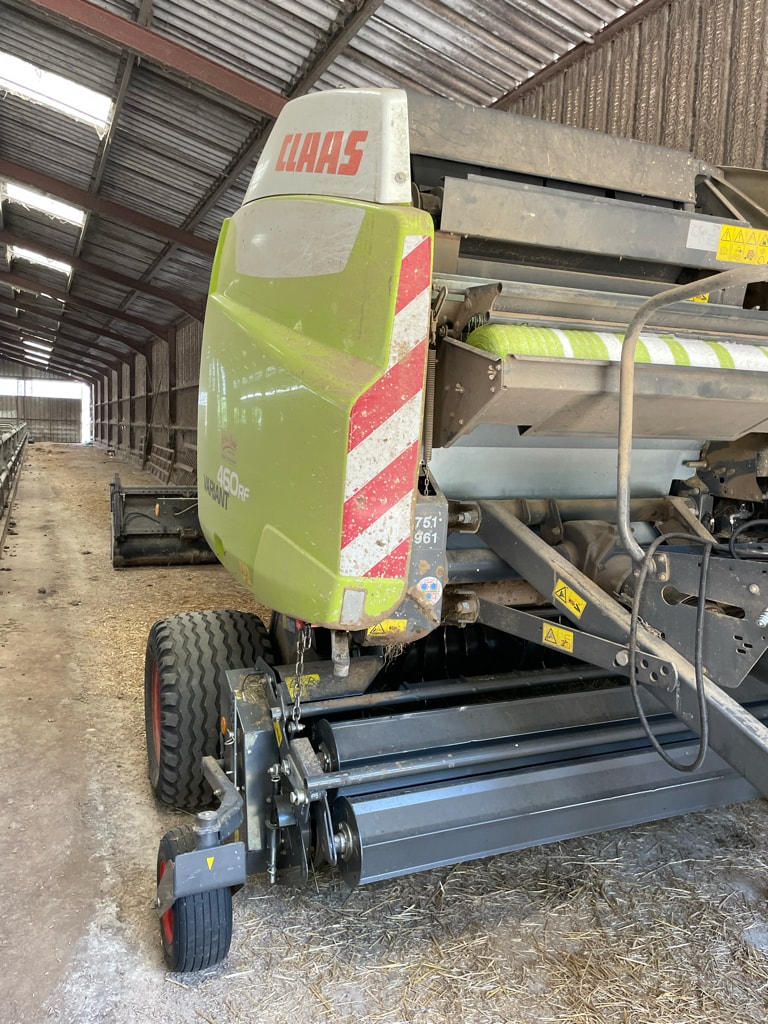 Presse balles rondes CLAAS Variant 460 RF - photo slide 1