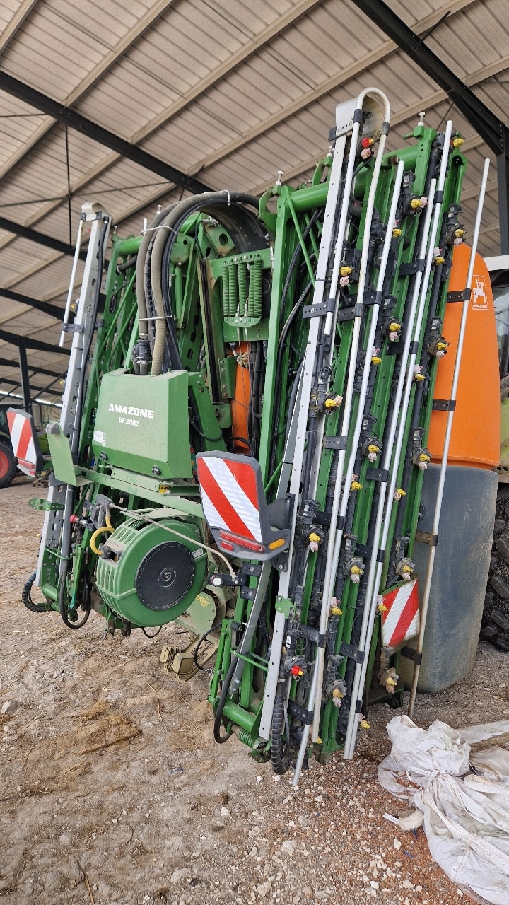 Pulverisateur AMAZONE UF 2002 + 1502 - photo slide 3