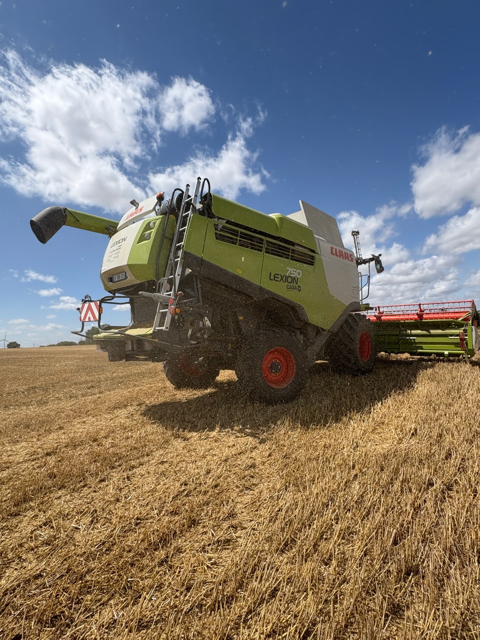 Moissonneuse CLAAS LEXION 750 - photo slide 5