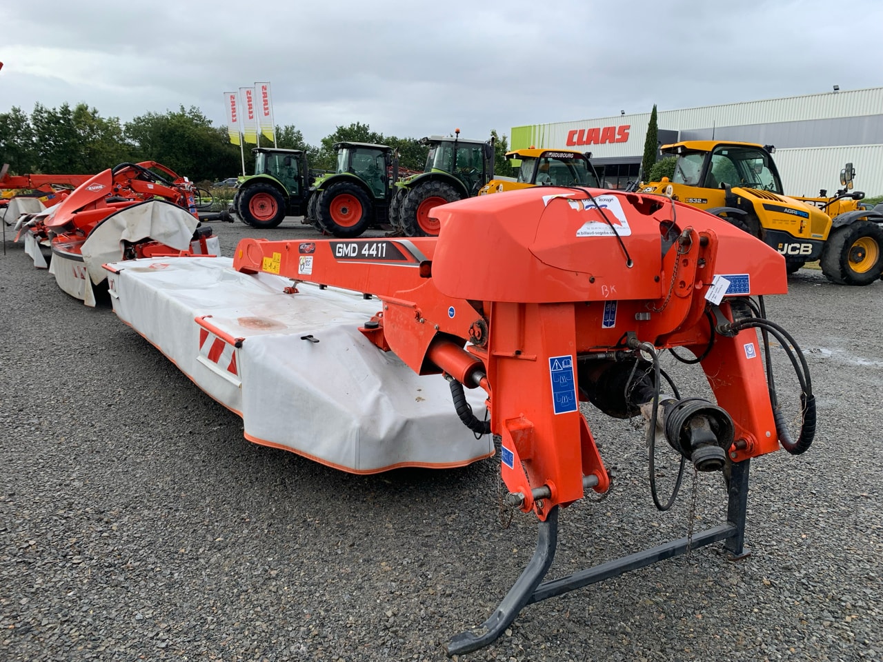 Faucheuse KUHN GMD 4411 - photo slide 3