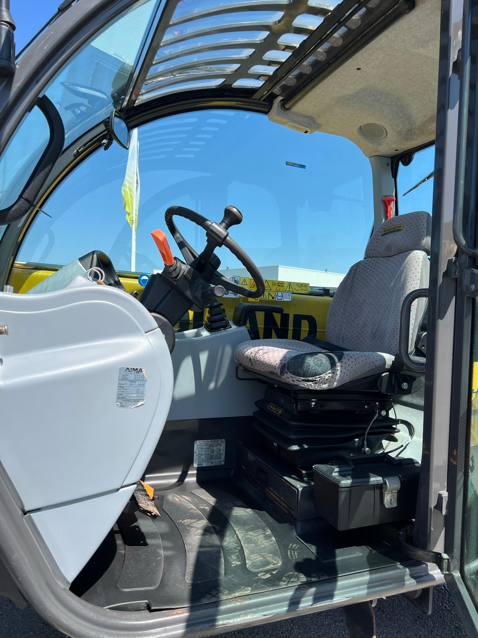 Telescopique NEW HOLLAND TH 7.42 plus - photo slide 10