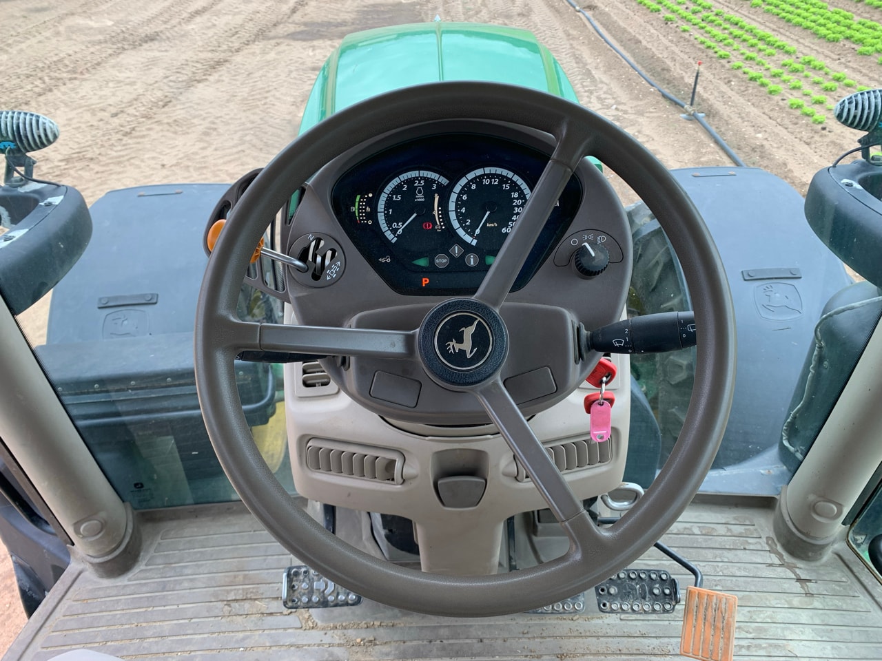 Tracteur JOHN DEERE 6155R - photo slide 13