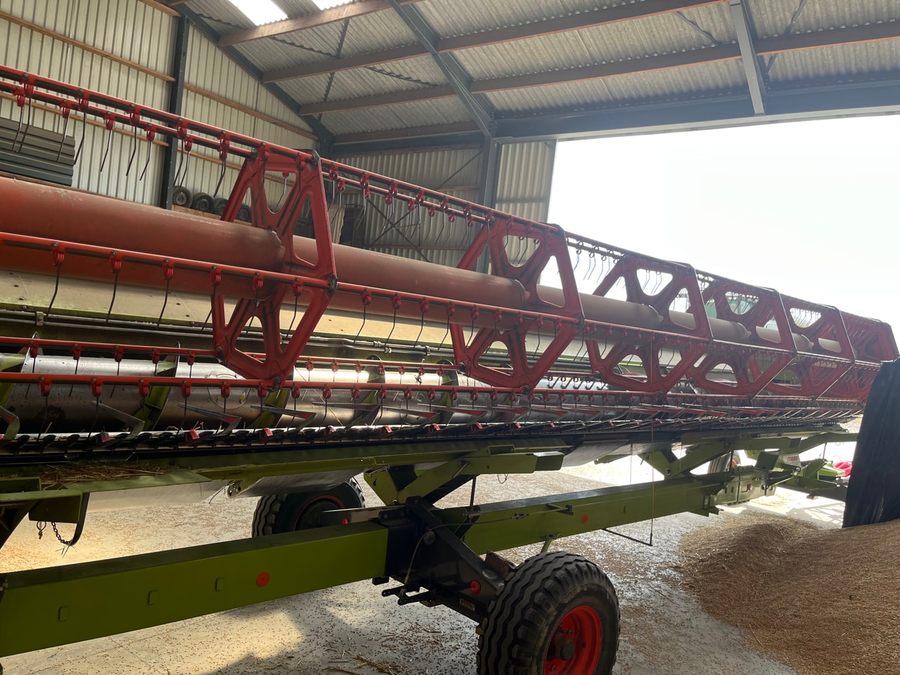 Moissonneuse CLAAS LEXION 760 - photo slide 9
