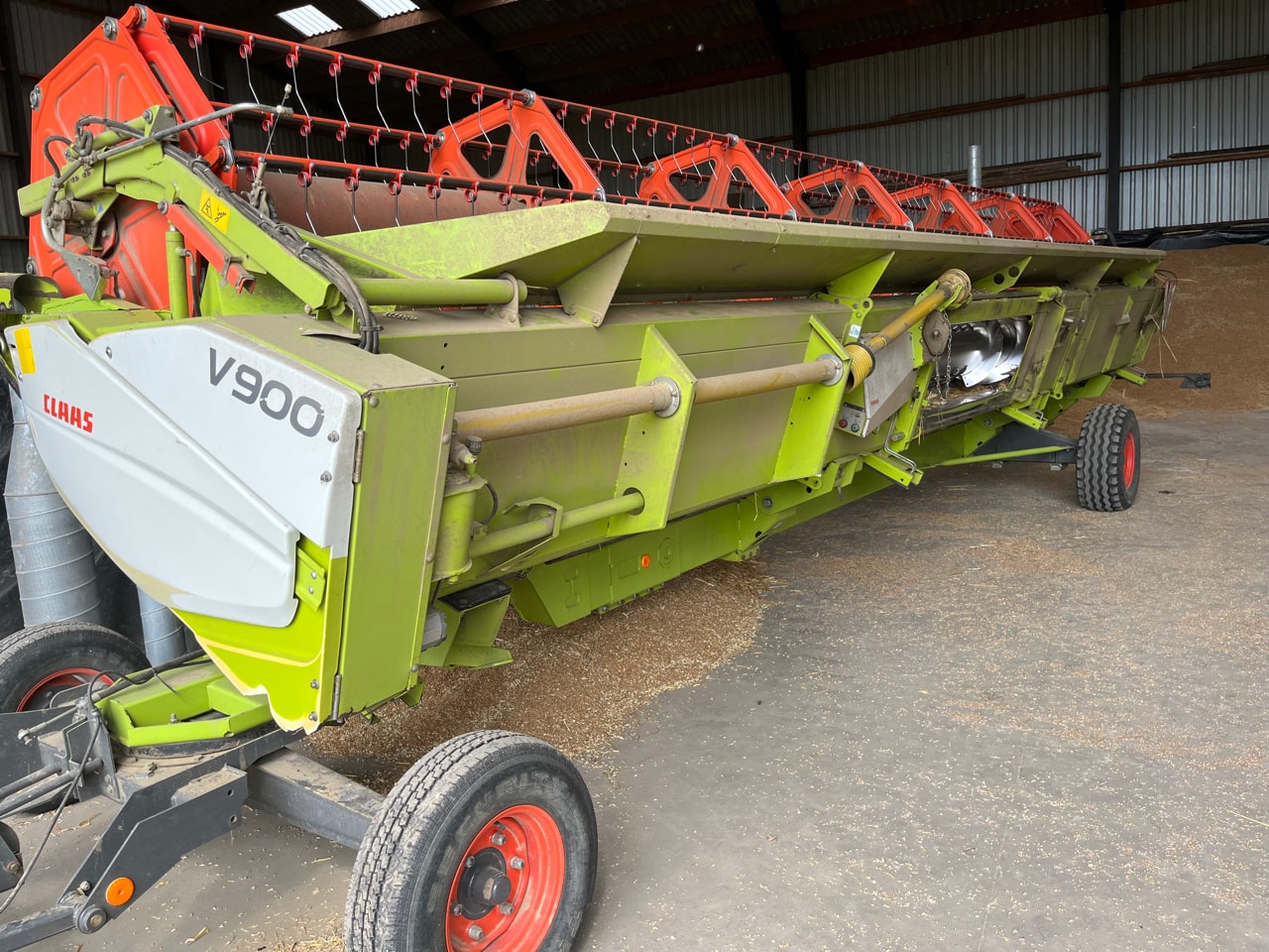 Moissonneuse CLAAS LEXION 760 - photo slide 11
