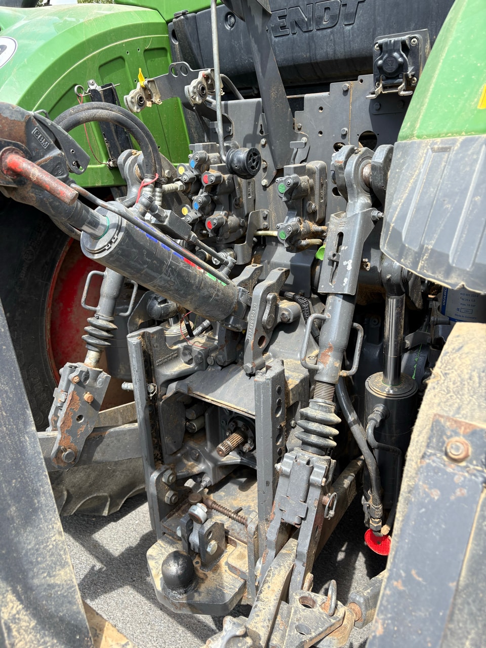 Tracteur FENDT 722 S4 PROFI + - photo slide 10