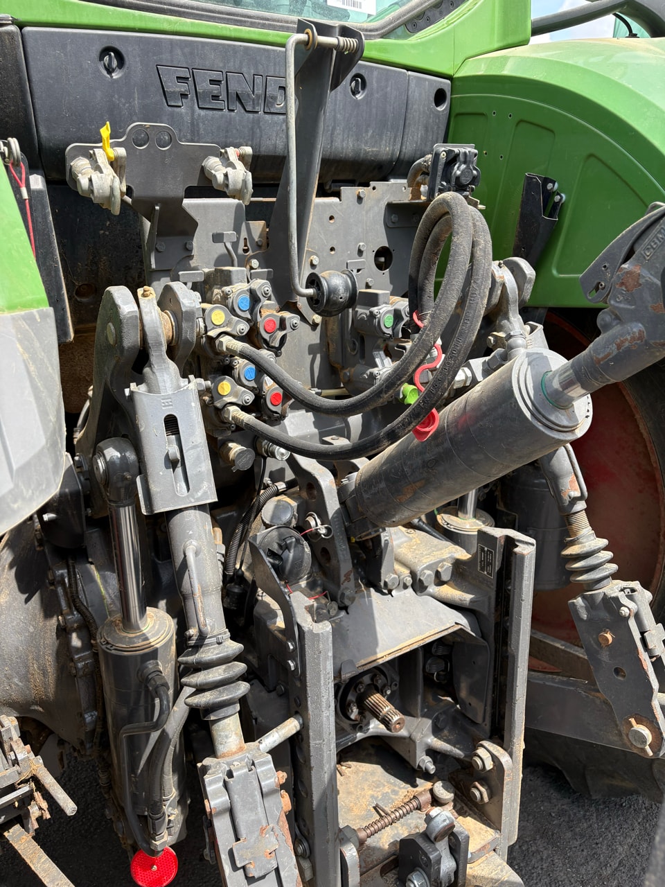 Tracteur FENDT 722 S4 PROFI + - photo slide 11