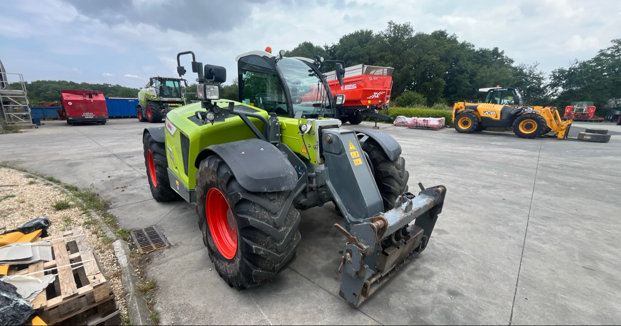 Telescopique CLAAS SCORPION 742 - photo slide 3