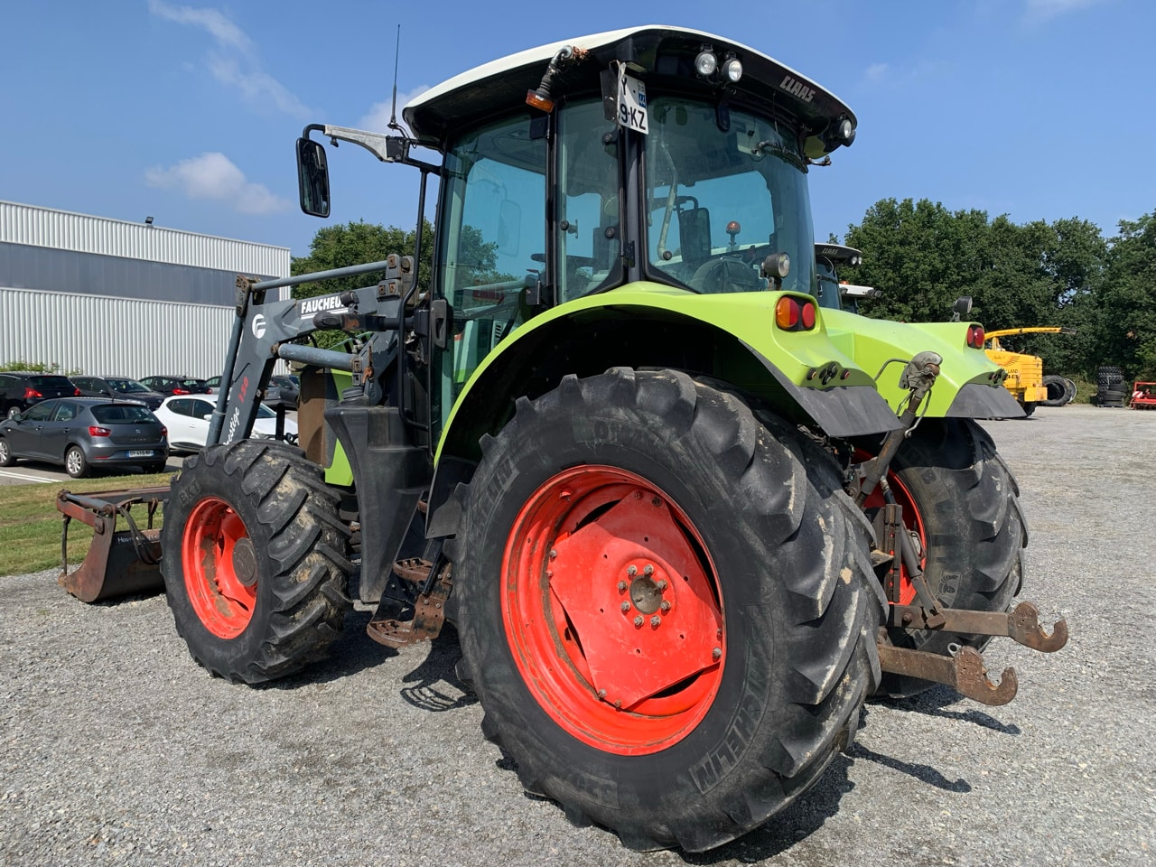 Tracteur chargeur CLAAS ARION 520 CIS - photo slide 6