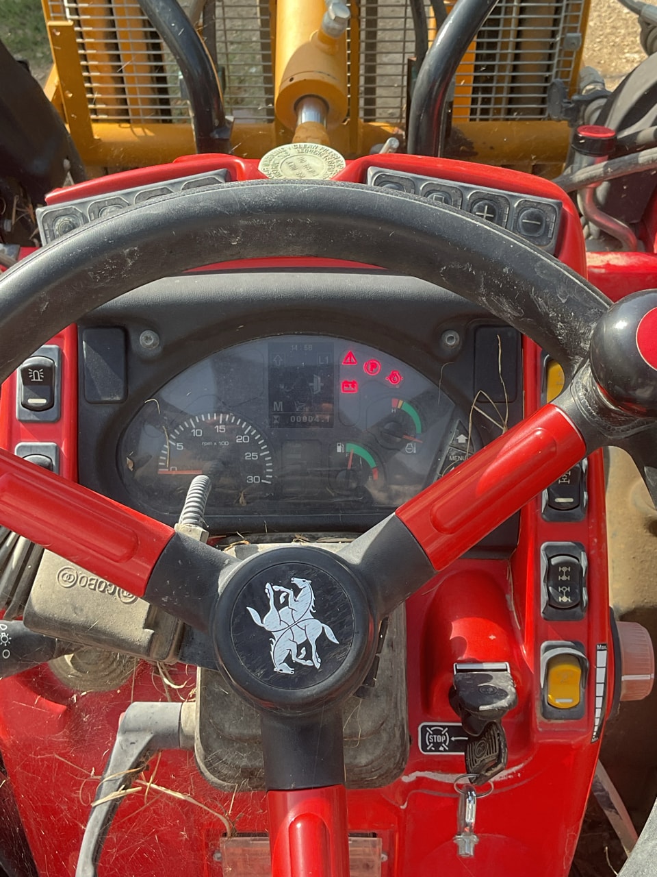 Tracteur CARRARO TR 7600 - photo slide 15