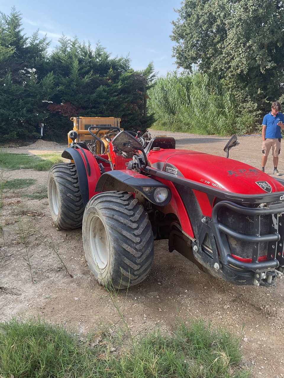 Tracteur CARRARO TR 7600 - photo slide 1