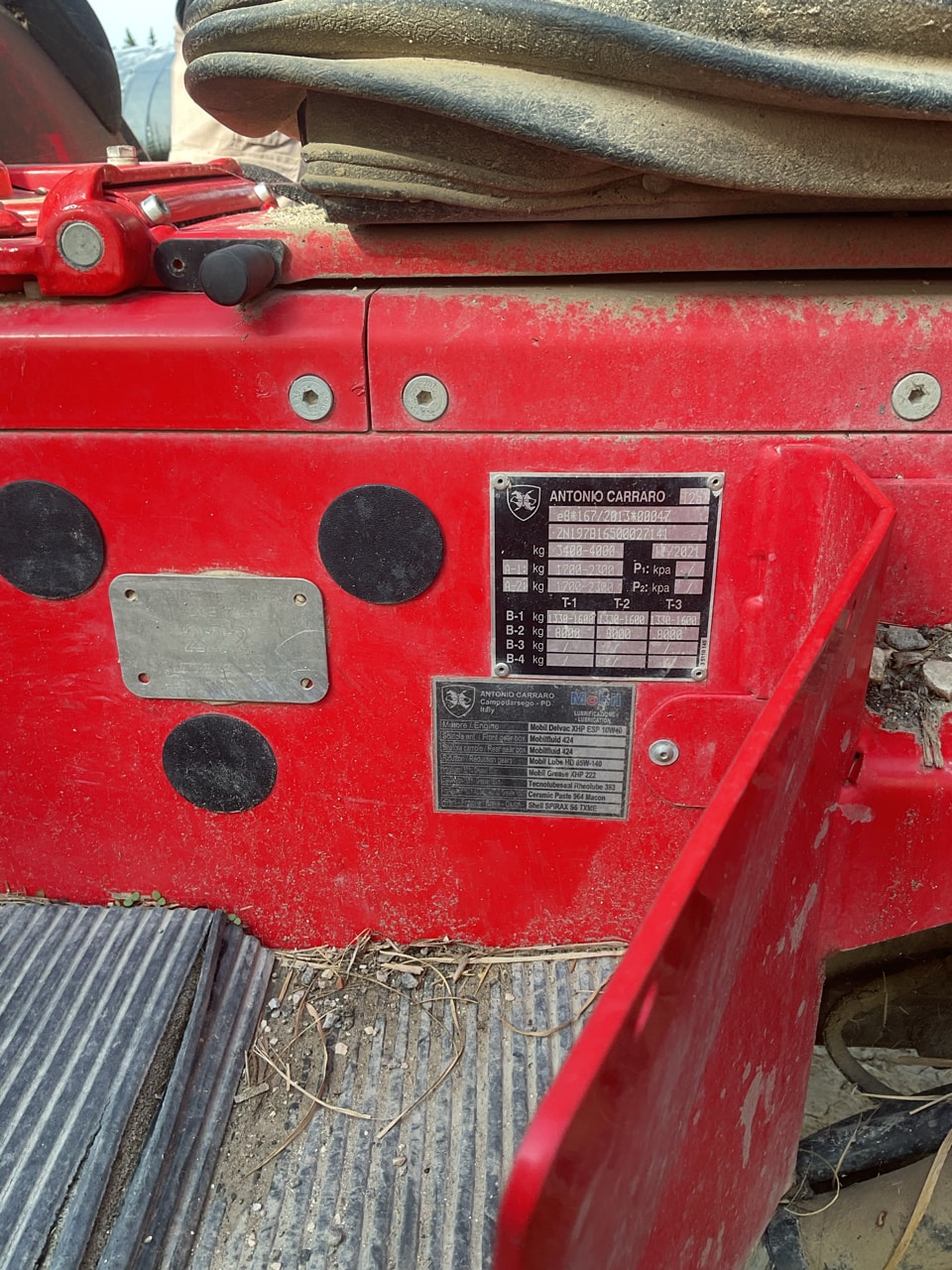 Tracteur CARRARO TR 7600 - photo slide 5