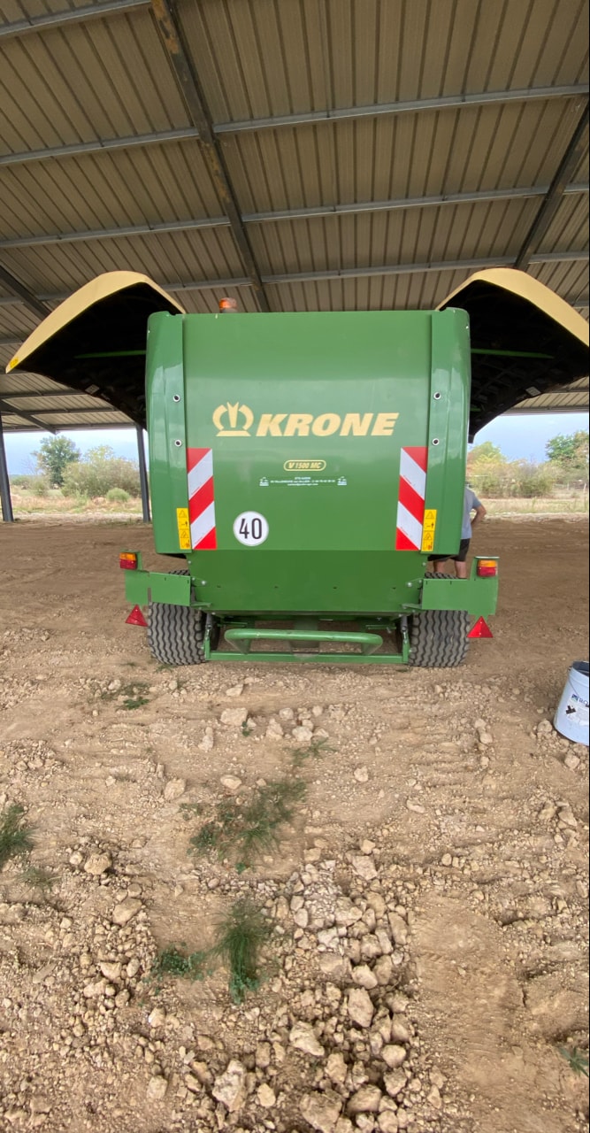 Presse balles rondes KRONE Fortima V1500MC  - photo slide 15