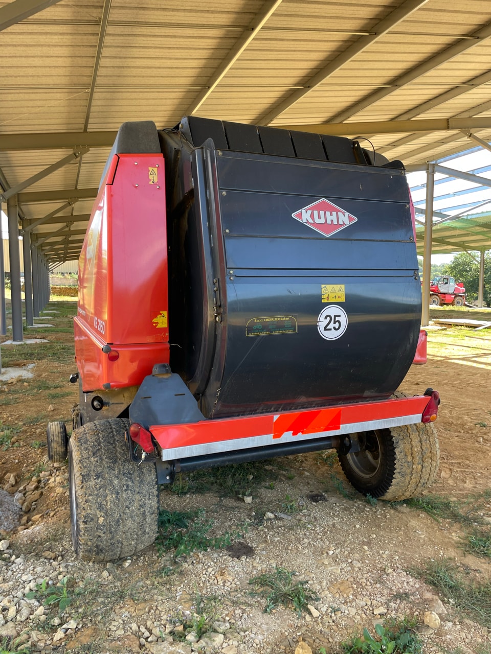 Presse balles rondes KUHN VB 2160 - photo slide 4