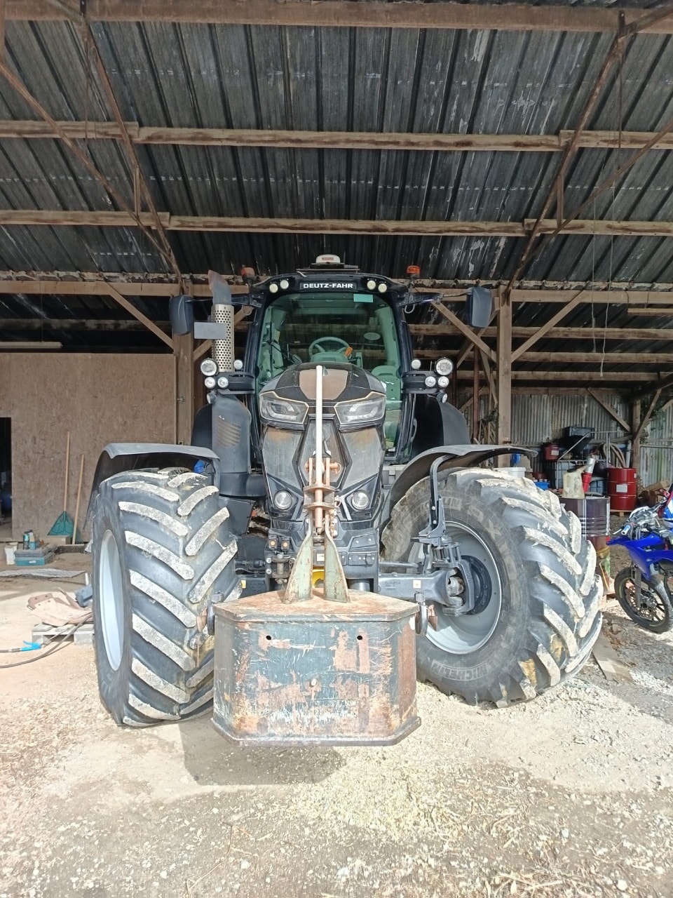 Tracteur DEUTZ FAHR 7250 AGROTRON TTV T4F - photo slide 7