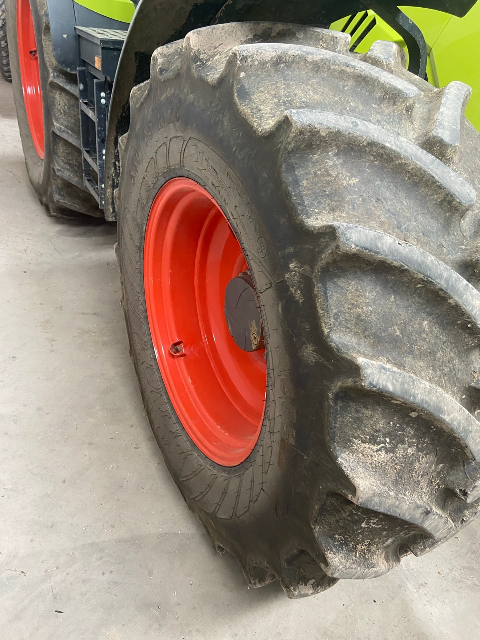 Tracteur CLAAS ARION 530 - photo slide 10