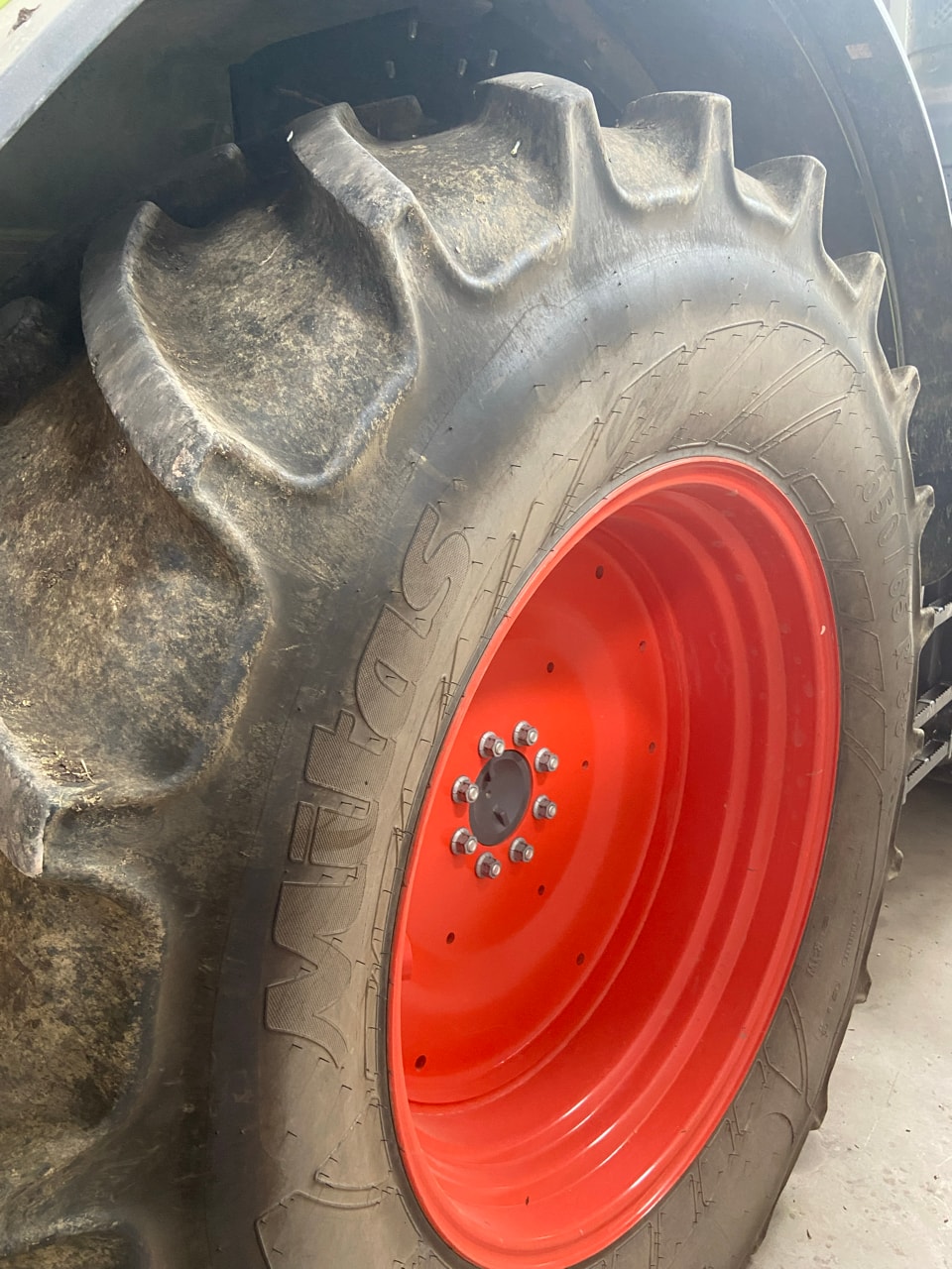 Tracteur CLAAS ARION 530 - photo slide 11