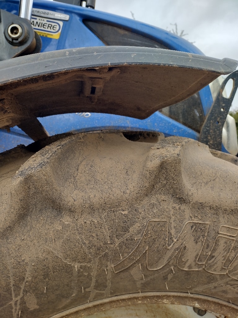 Tracteur chargeur NEW HOLLAND T 5.110 - photo slide 11