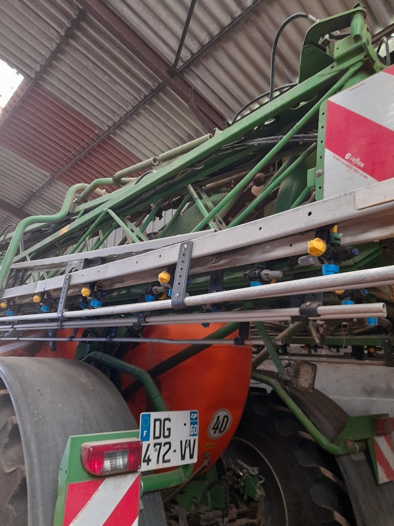 Pulverisateur AMAZONE Ux4200 super premium - photo slide 8