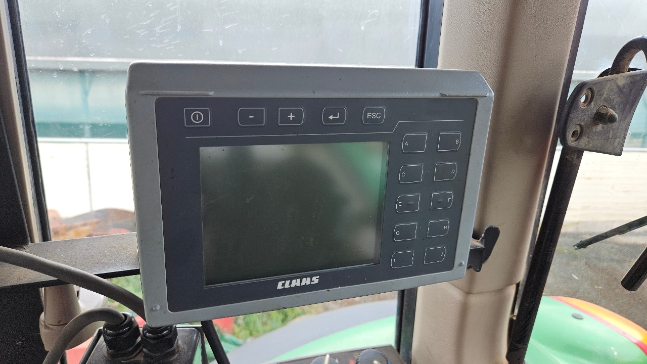 Presse balles rondes CLAAS ROLLANT 620 RF - photo slide 7