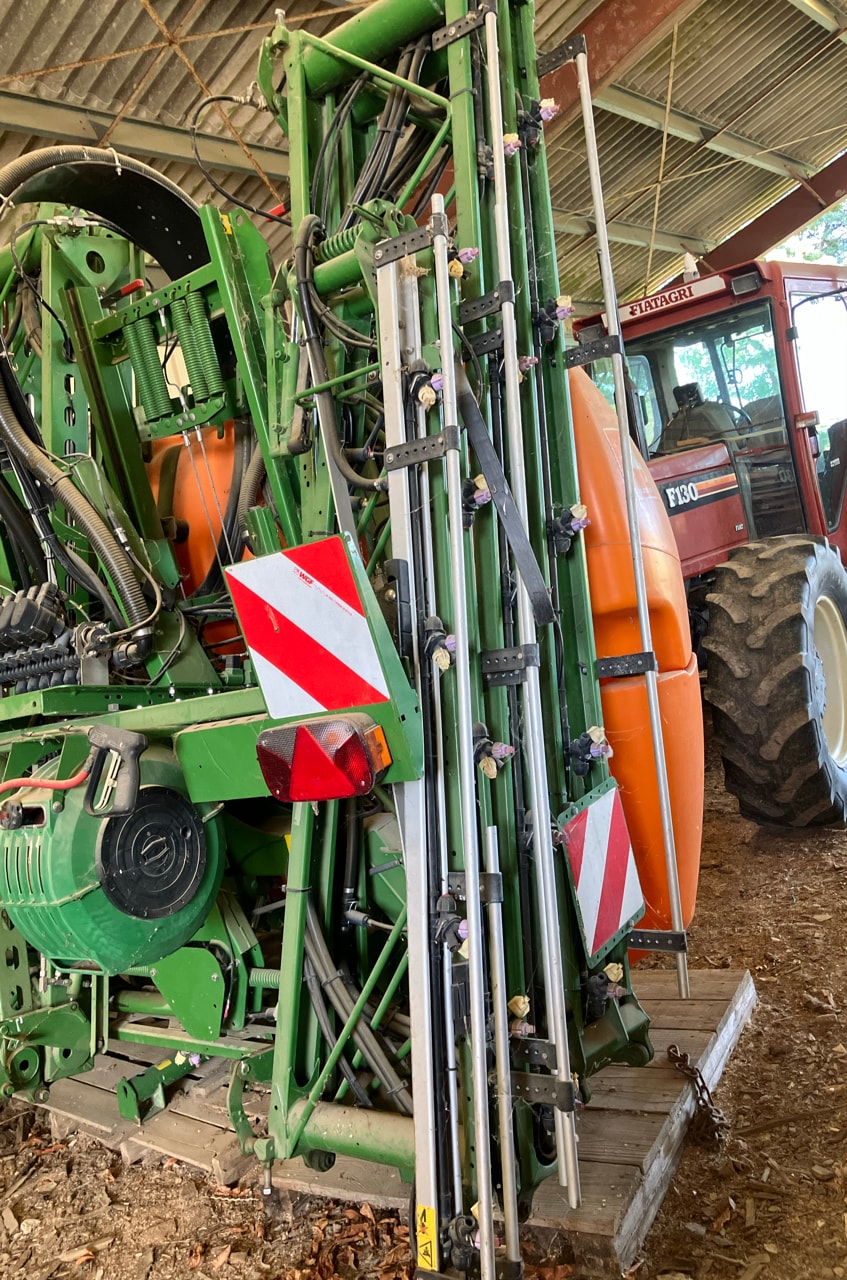 Pulverisateur AMAZONE UF1201 - photo slide 6