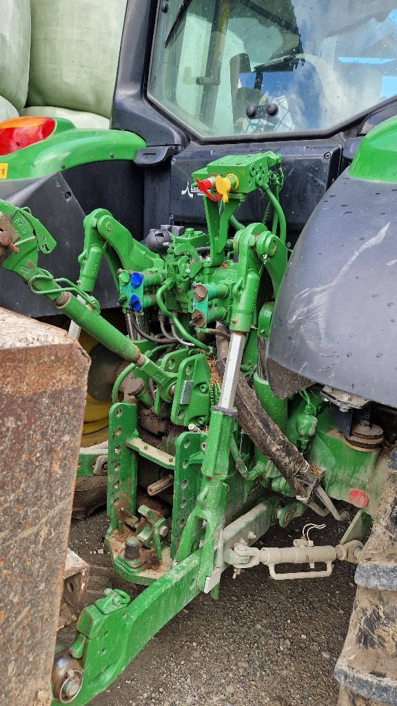 Tracteur JOHN DEERE 6100M - photo slide 12