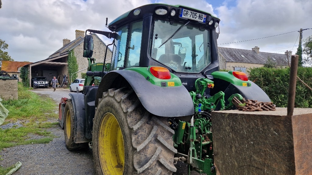 Tracteur JOHN DEERE 6100M - photo slide 7