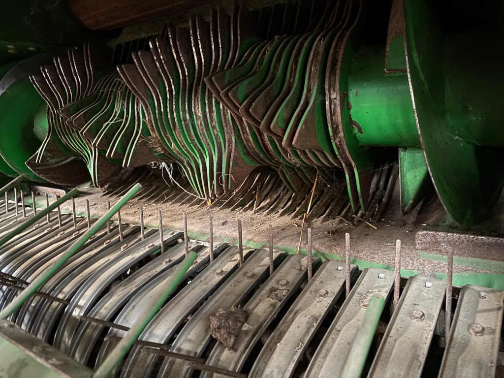 Presse enrubanneuse JOHN DEERE C441R - photo slide 7