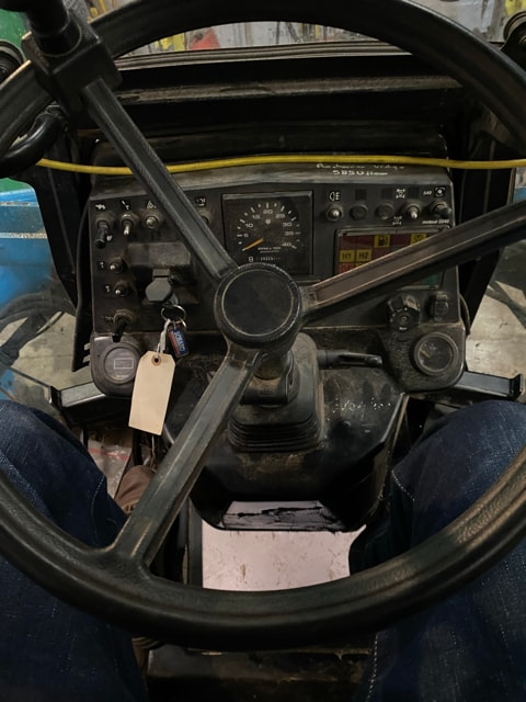Tracteur enjambeur BOBARD 889 - photo slide 11