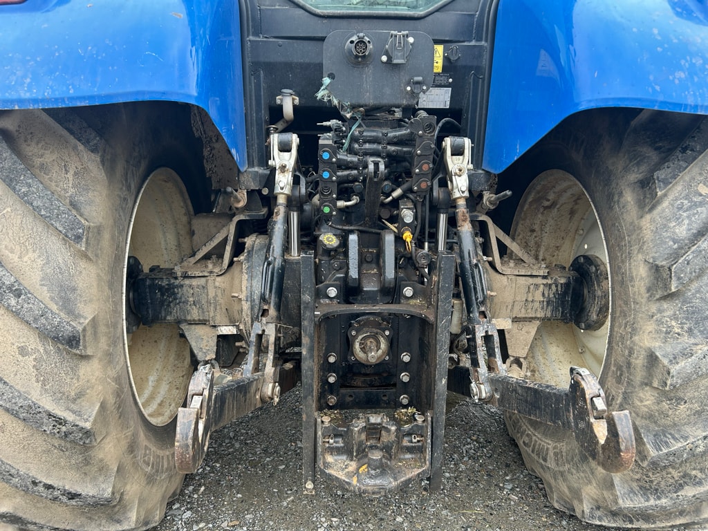 Tracteur NEW HOLLAND T7.210 PC - photo slide 12