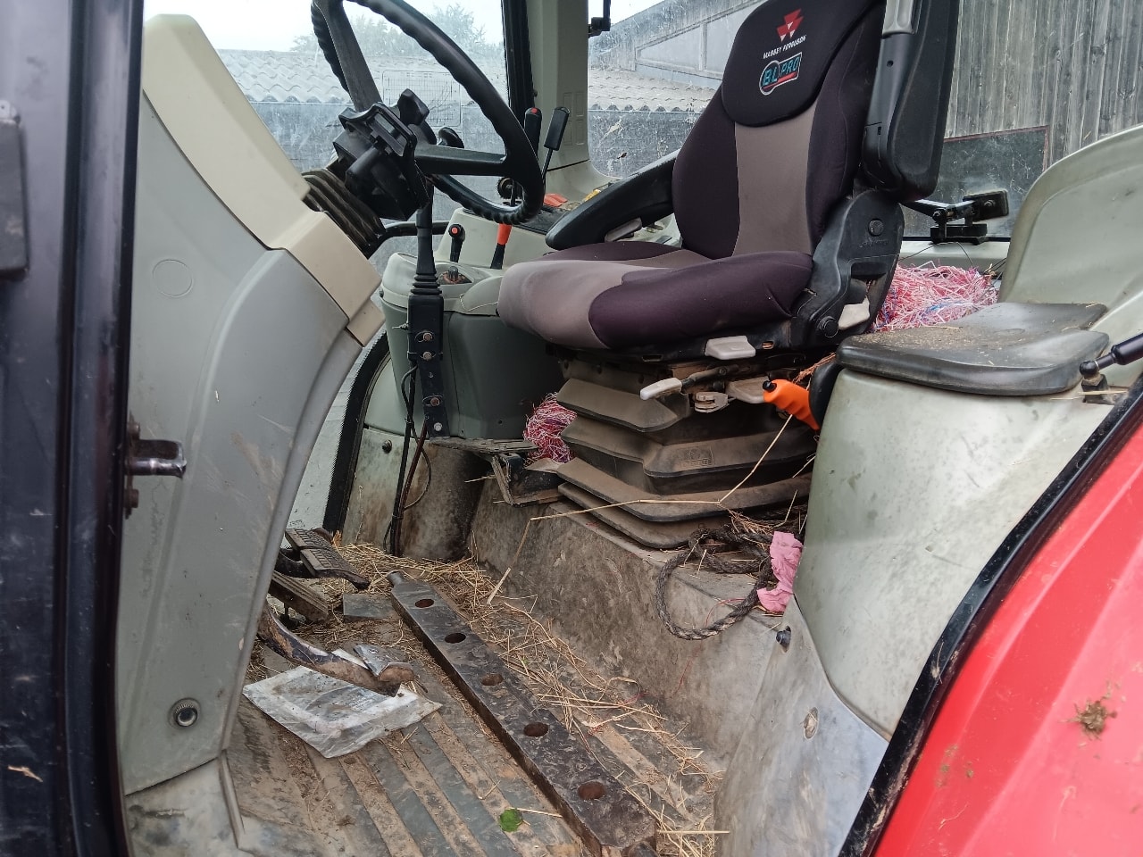 Tracteur chargeur MASSEY FERGUSON 5455 - photo slide 8