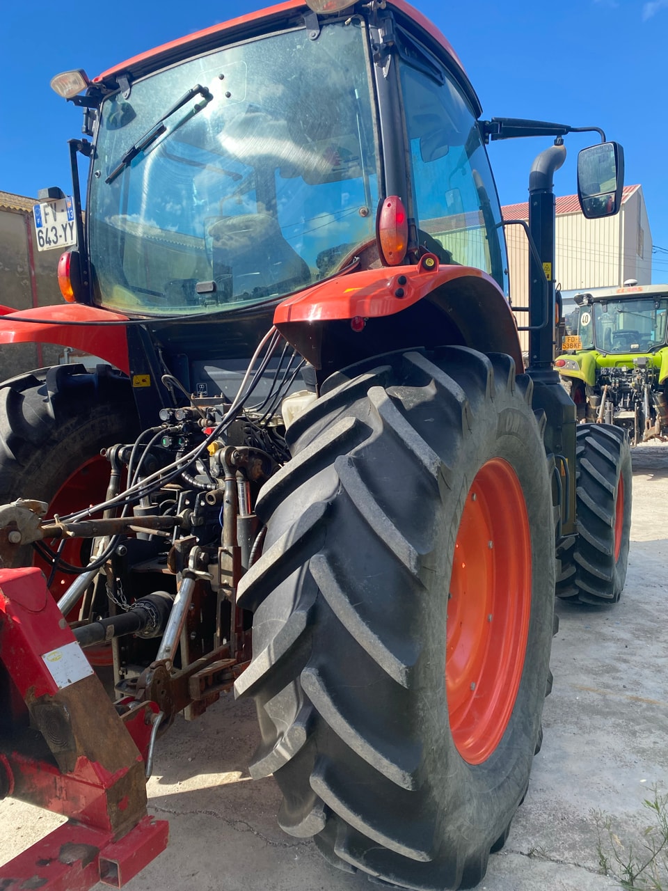 Tracteur KUBOTA M135GX-IV - photo slide 4