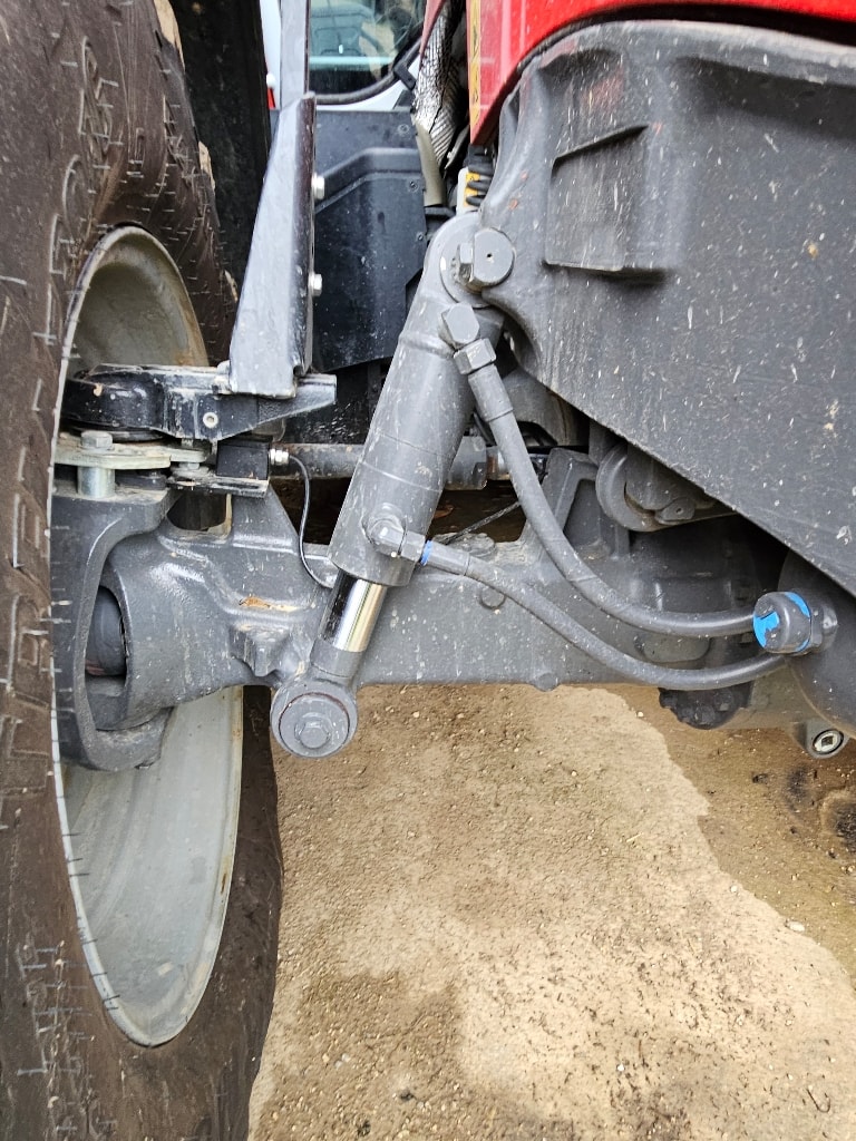 Tracteur MASSEY FERGUSON 7S 155 DYNA 6 - photo slide 10