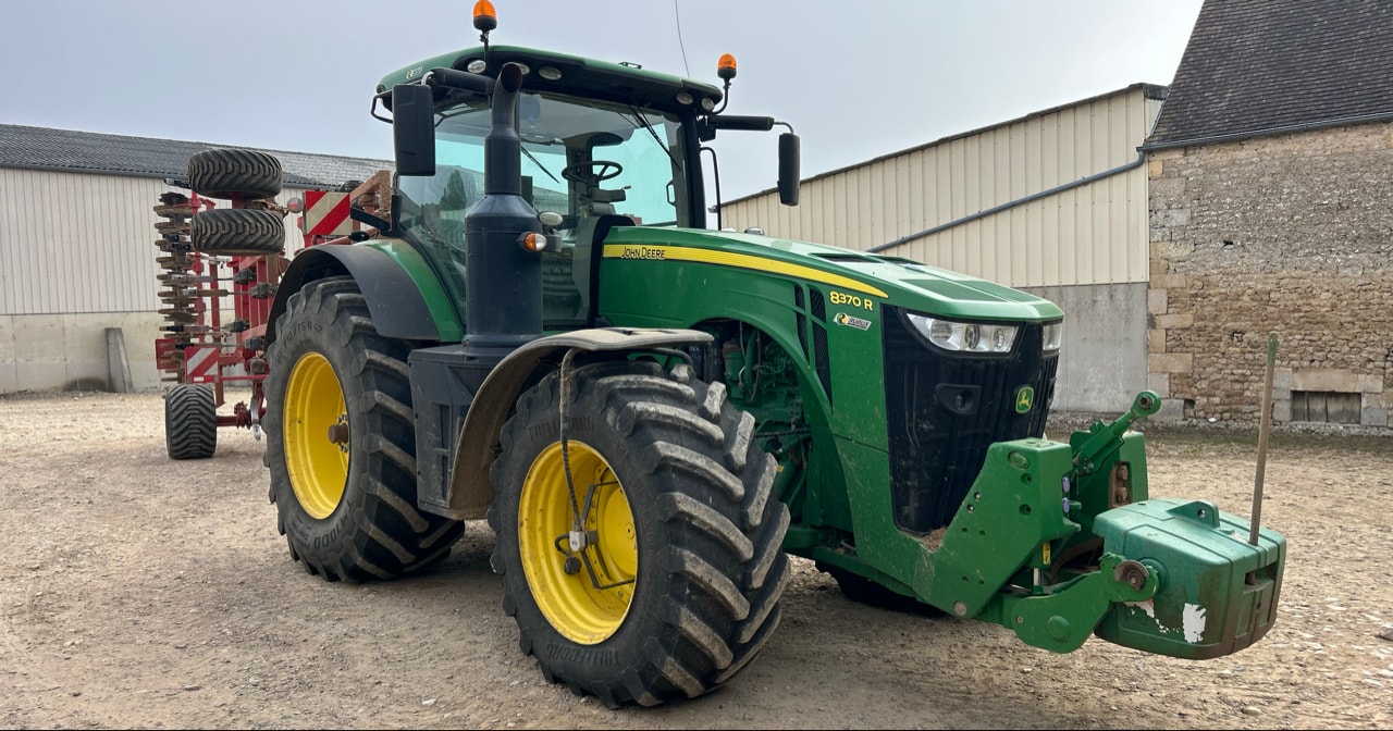Tracteur JOHN DEERE 8370R - photo slide 6