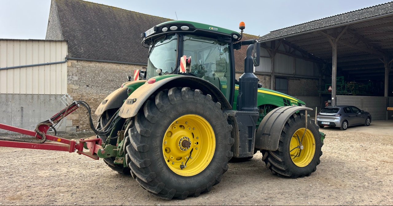 Tracteur JOHN DEERE 8370R - photo slide 7
