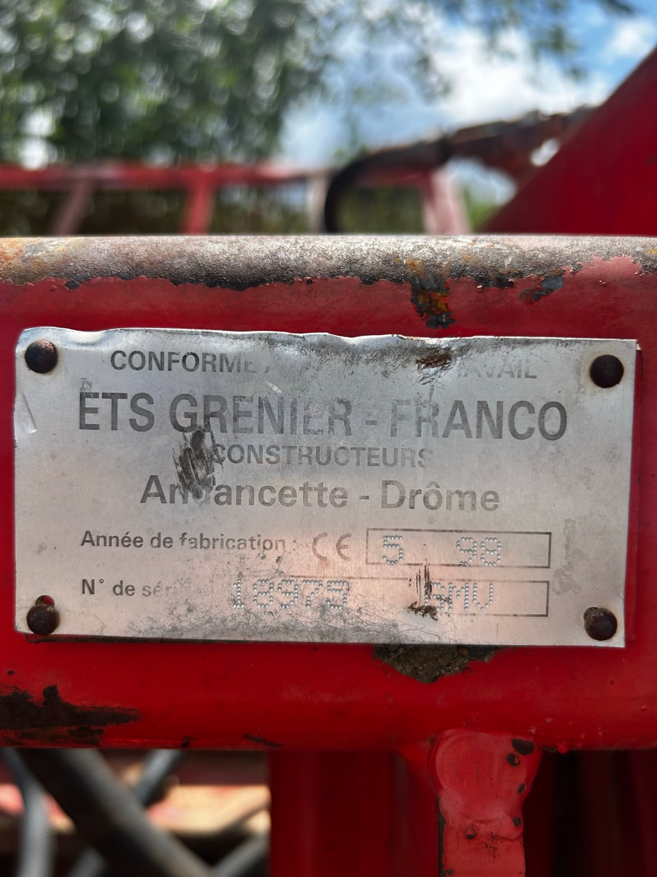 Arracheuse de vigne Grenier Franco GMV GRENIER FRANCO - photo slide 4