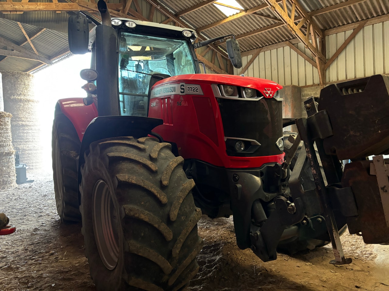 Tracteur MASSEY FERGUSON 7722S DYNA-VT EXCLUSIVE - photo slide 6
