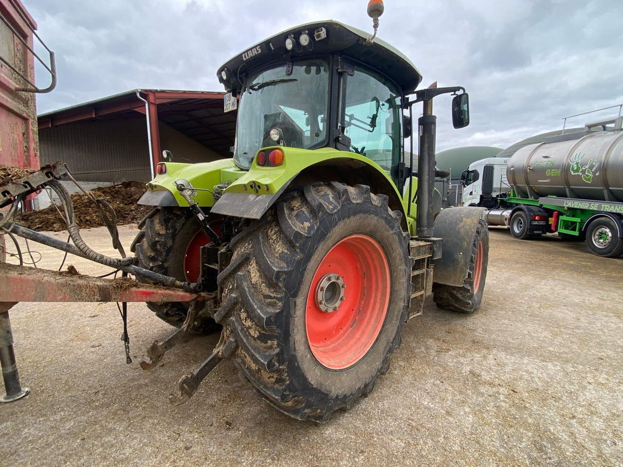 Tracteur CLAAS Arion 620 CIS - photo slide 3