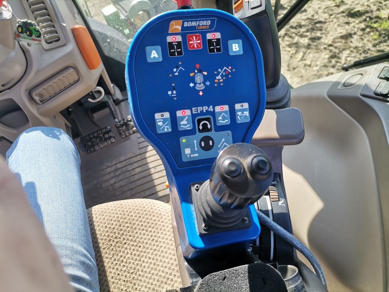 Epareuse BOMFORD Evo hawk 54MEPP3 - photo slide 7