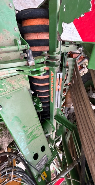 Combine de Semis AMAZONE KG 3001 spécial 300 ch - photo slide 5
