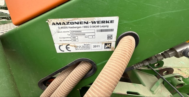 Combine de Semis AMAZONE KG 3001 spécial 300 ch - photo slide 6
