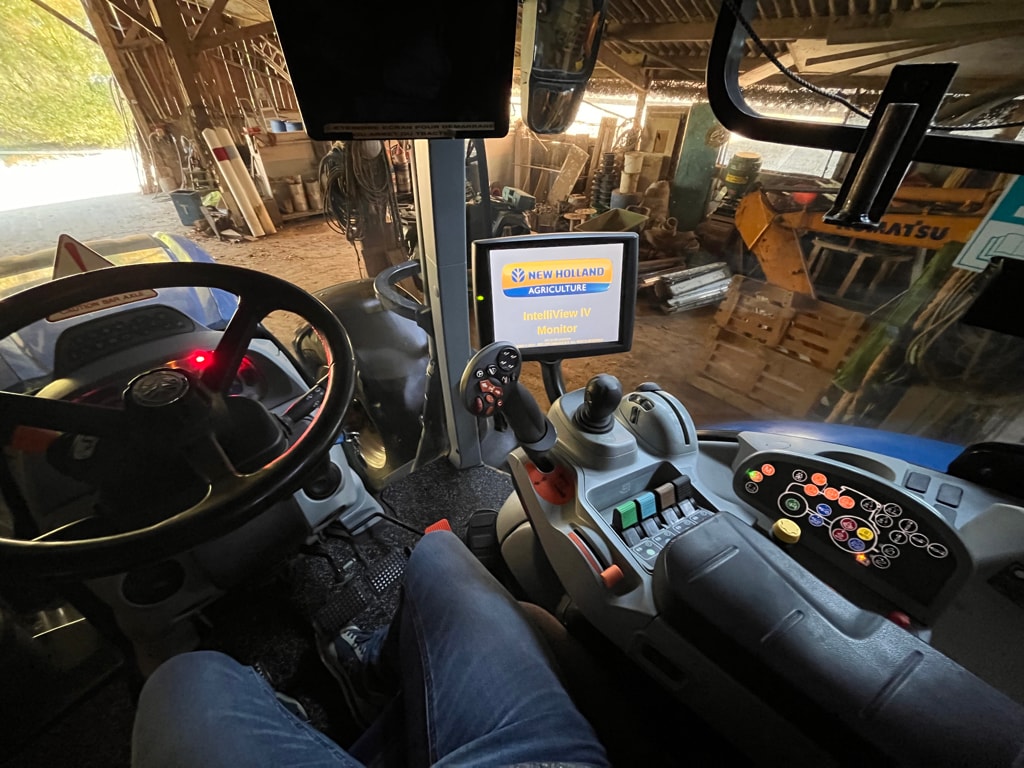 Tracteur NEW HOLLAND T7.190 AC - photo slide 16