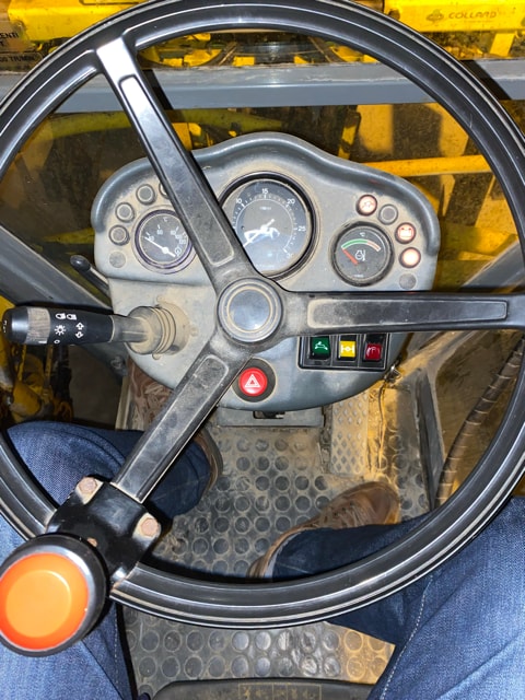 Tracteur enjambeur CMC X4 100 L - photo slide 9