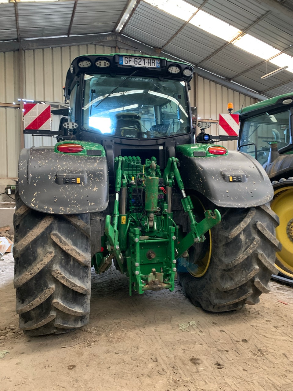 Tracteur JOHN DEERE 6250R - photo slide 7