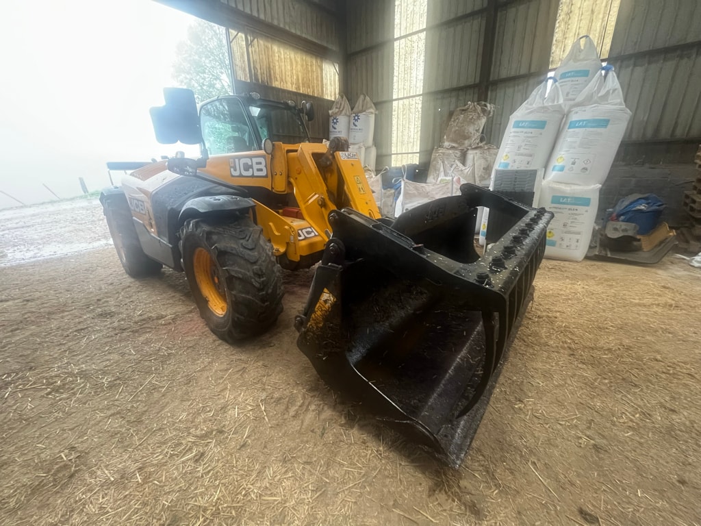 Telescopique JCB TELESCOPIC 536-60 AGRI tl4 - photo slide 9