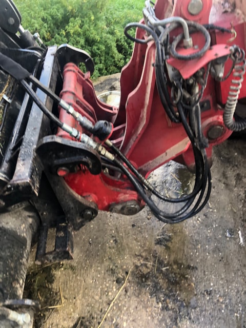 Valet de ferme SCHAEFFER 9630 T - photo slide 10